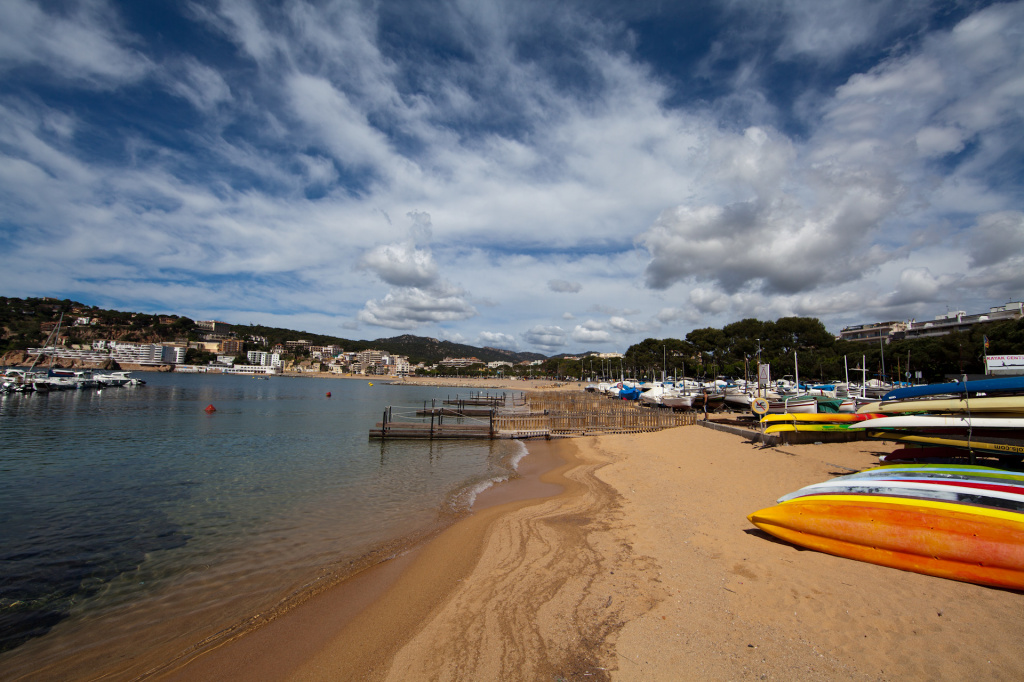 Sant Feliu de Guíxols 8899064938_e1a8ef6c6e_k.jpg